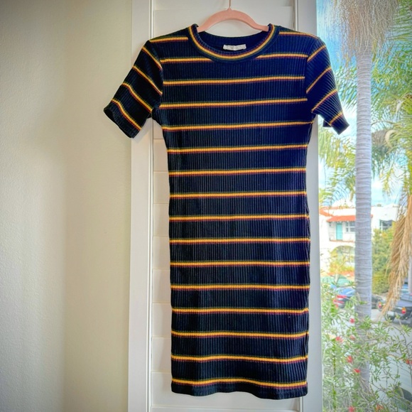 Zara ribbed striped t shirt mini dress in black red green and yellow size small - Picture 1 of 10